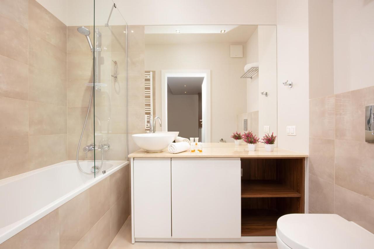 Apartments Warsaw Magazynowa By Noclegi Renters Bagian luar foto